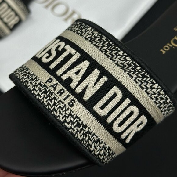 Christian Dior Sandals - Picture 5 of 9